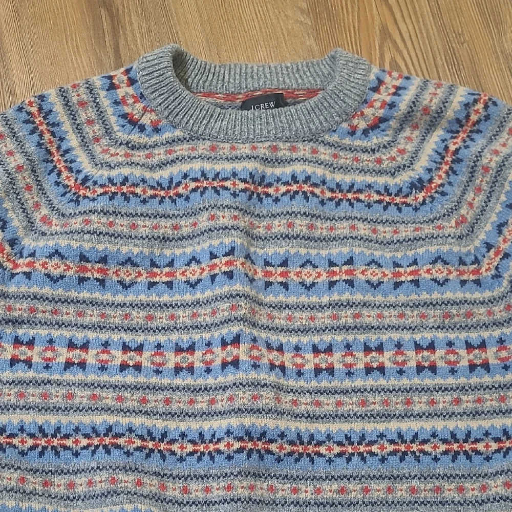 J. Crew Gray and Blue Patterned Crewneck Sweater used‎ good conditio zise L.